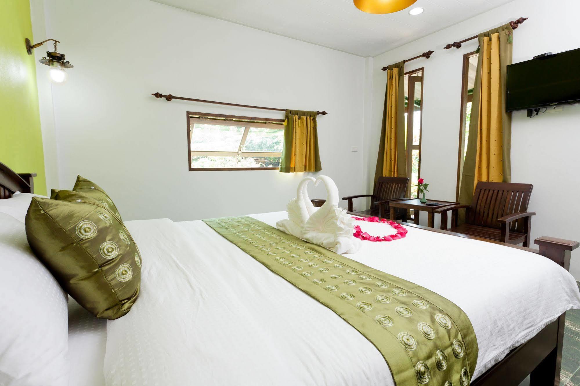 The Mouth Resort - Sha Extra Plus Khao Lak Exterior foto